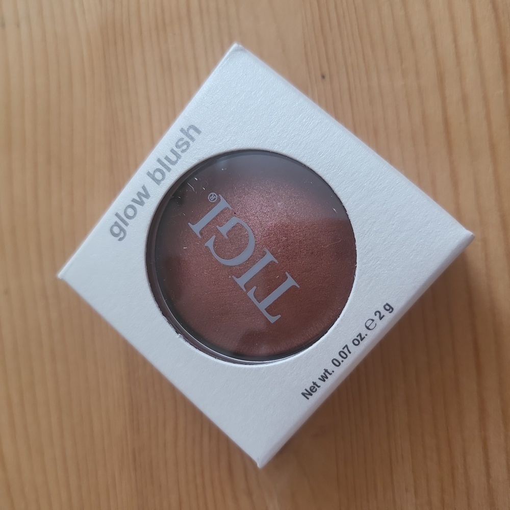 TIGI Haute Glow Blush Baked Blush New in Box